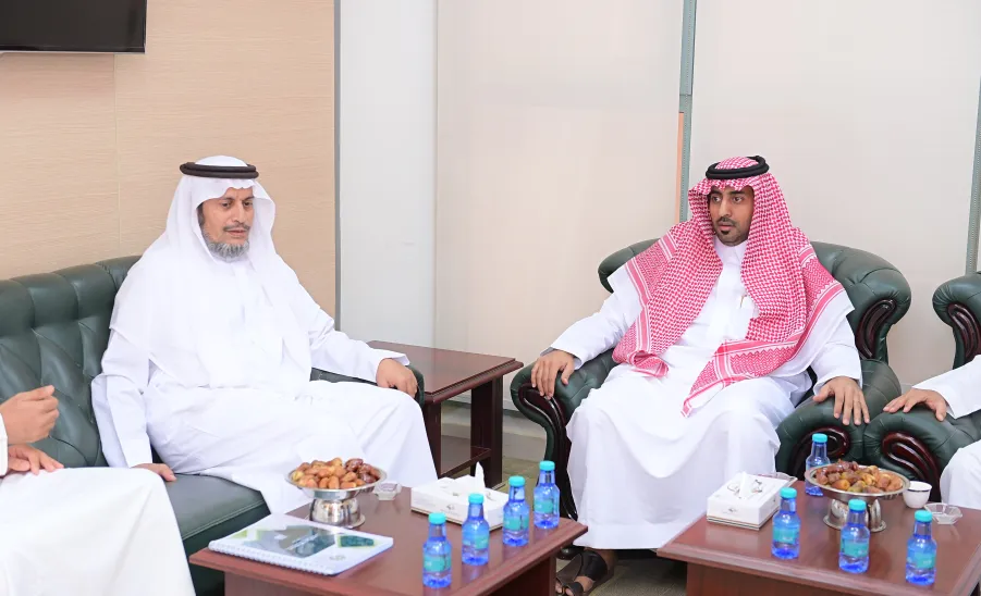 وكيل جامعة المجمعة للشؤون التعليمية يفتتح فعاليات (وطن بلا مخدرات) - افتتاح فعالية (وطن بلا مخدرات)