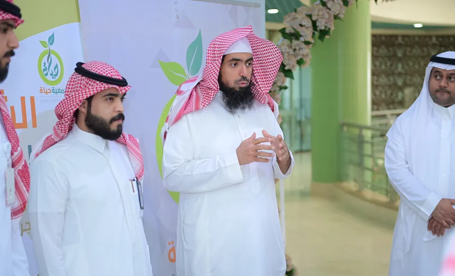 وكيل جامعة المجمعة للشؤون التعليمية يفتتح فعاليات (وطن بلا مخدرات) - افتتاح فعالية (وطن بلا مخدرات)