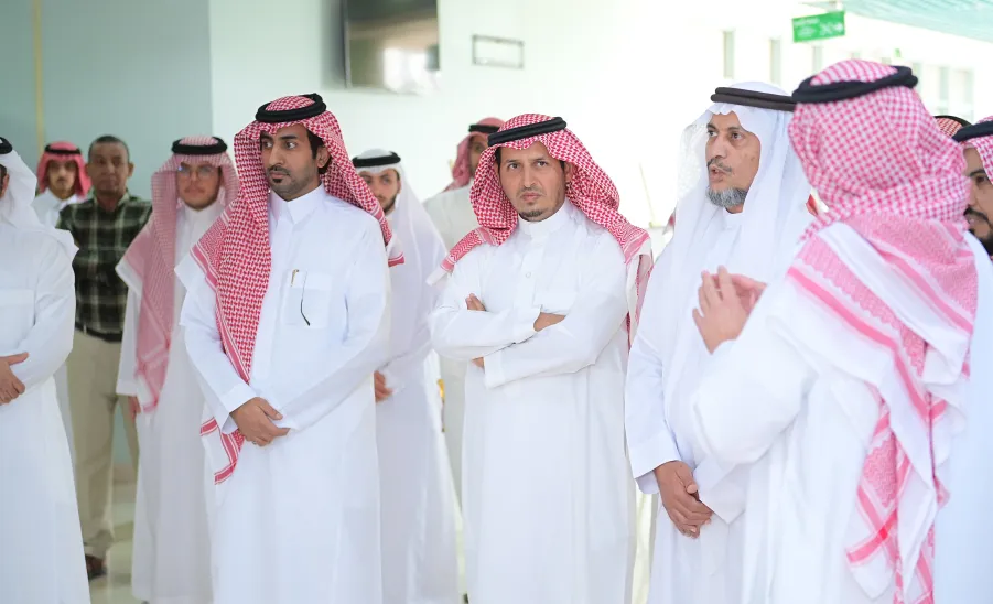 وكيل جامعة المجمعة للشؤون التعليمية يفتتح فعاليات (وطن بلا مخدرات) - افتتاح فعالية (وطن بلا مخدرات)