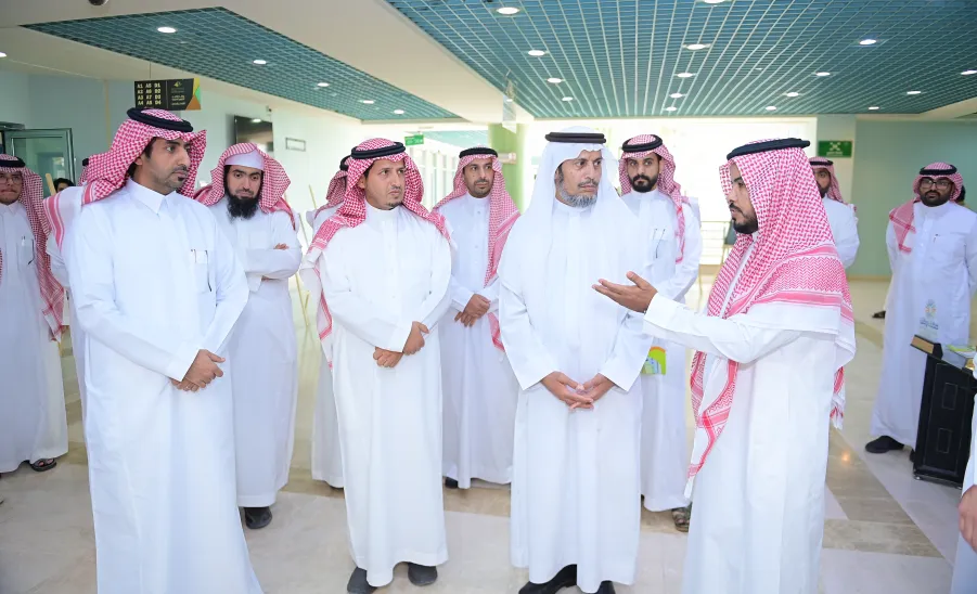 وكيل جامعة المجمعة للشؤون التعليمية يفتتح فعاليات (وطن بلا مخدرات) - افتتاح فعالية (وطن بلا مخدرات)