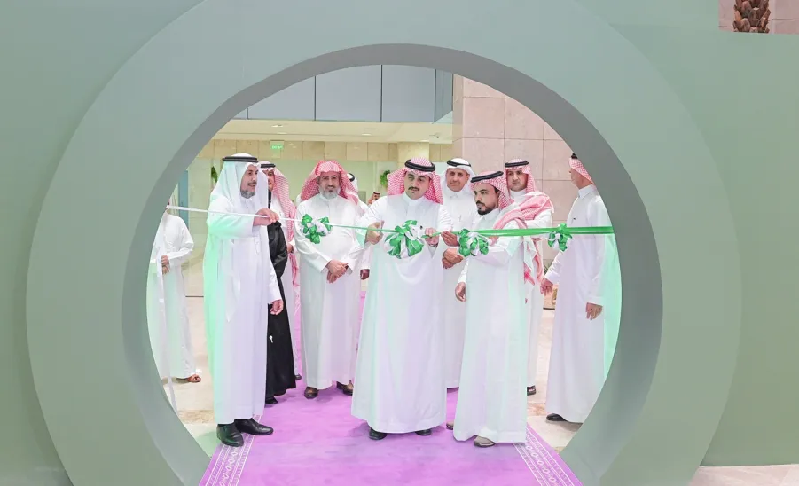 MU RECTOR AWARDS WINNERS IN THE 5TH STUDENT FORUM - جامعة المجمعة
