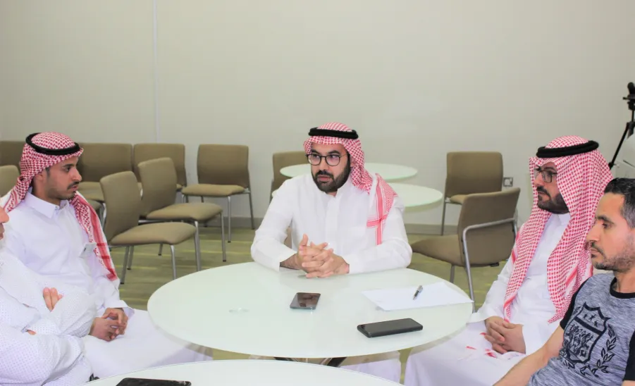 E-Learning Unit conducts a meeting  -  1