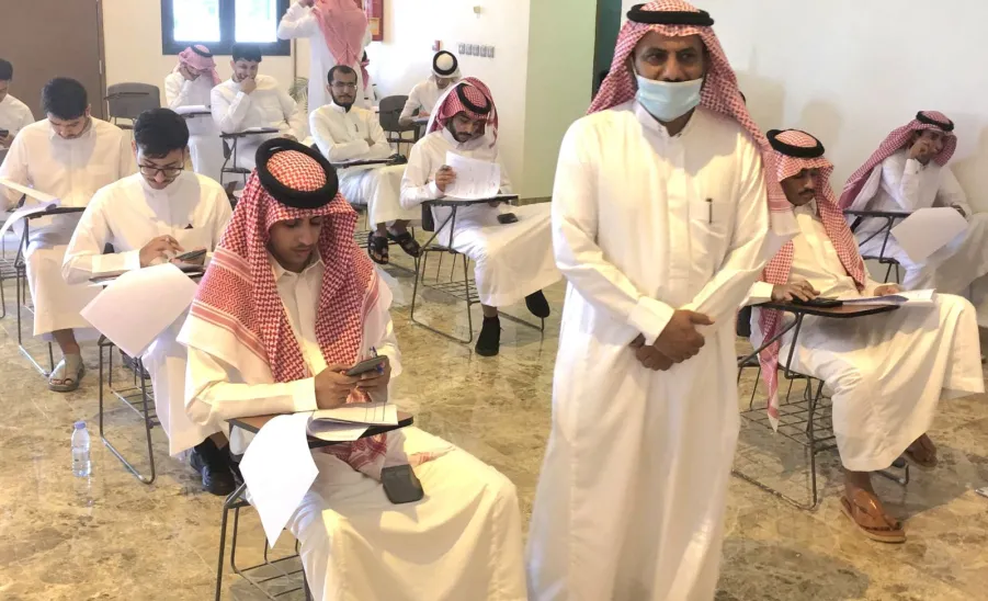 Chairman of Standing Committee inspects the progress of final exams -  5