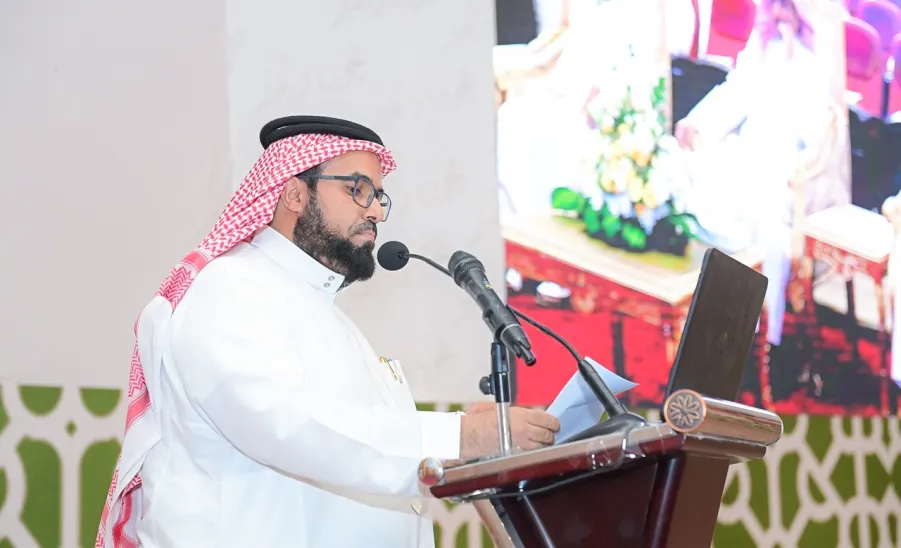 رئيس الجامعة يرعى حفل جائزته للجودة والتميز والملتقى الأول لتجديد الاعتماد المؤسسي -  جامعة المجمعة