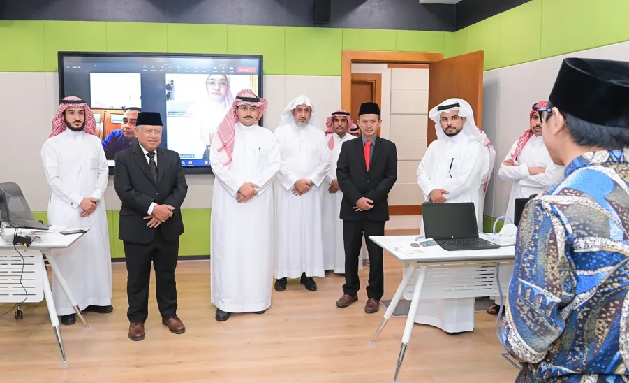 MU SIGNS MOU WITH THE EMBASSAY OF THE REPUBLIC OF INDONESIA -  جامعة المجمعة 