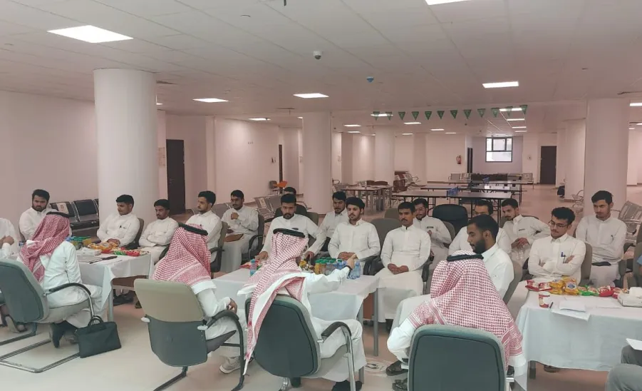 College of Engineering holds a discussion entitled "Entrepreneurship Opportunities in the Energy Sector" - كلية الهندسة تقيم جلسات حوارية متخصصة بعنوان " فرص ريادة الأعمال في قطاع الطاقة"