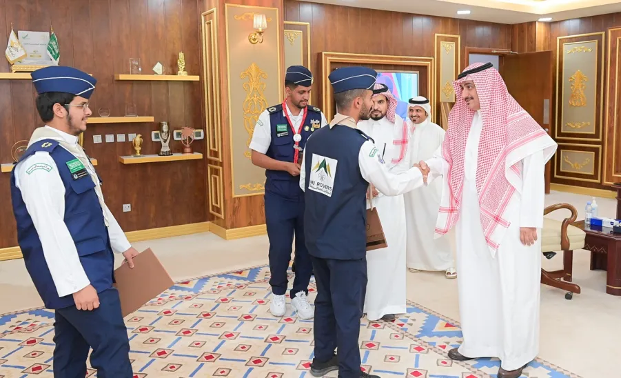 MU RECTOR WELCOMES SCOUTS WHO PARTICIPATED IN PUBLIC SERVICE FOR HAJJ - جامعة المجمعة