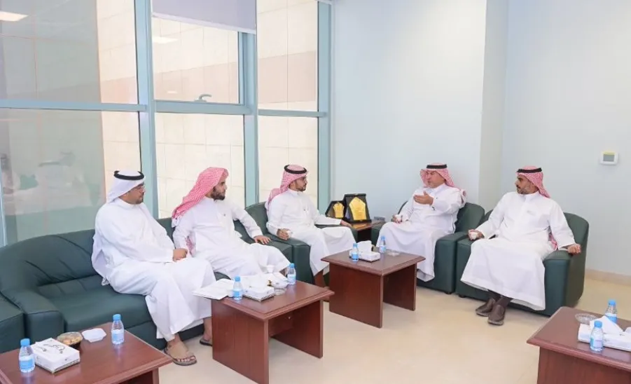 MU's General Administration of Internal Audit receives a delegation from Qassim University -  .