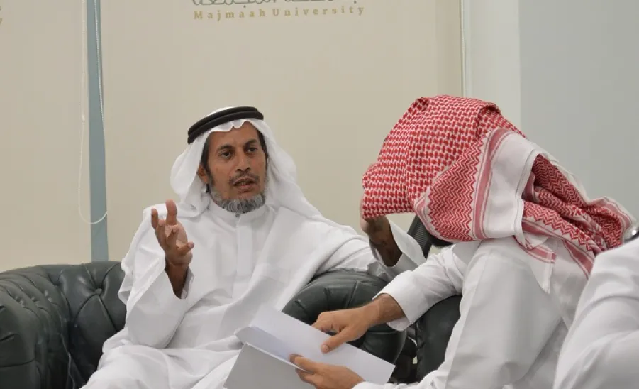 وكيل الجامعة للشؤون التعليمية يبحث مع عميد القبول والتسجيل سبل تعزيز التجربة التعليمية -  زيارة القبول
