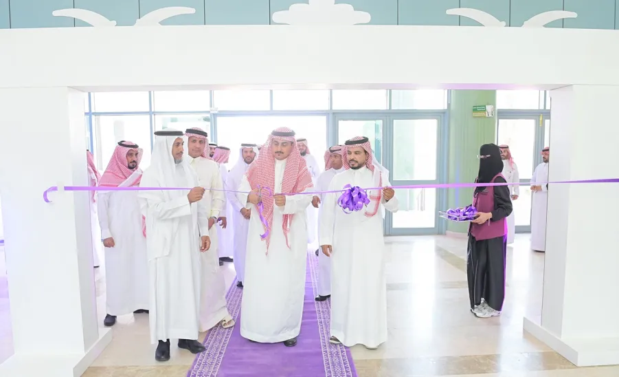 الجامعة تقيم اللقاء السنوي للطلبة المستجدين ومعرض الإرشاد الجامعي -  جامعة المجمعة 