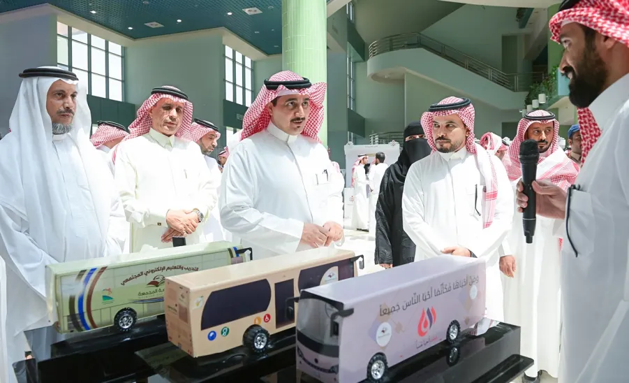 الجامعة تقيم اللقاء السنوي للطلبة المستجدين ومعرض الإرشاد الجامعي -  جامعة المجمعة 