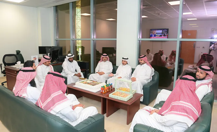 The Media Center's staff celebrates the recovery of its director from a surgery  - 2