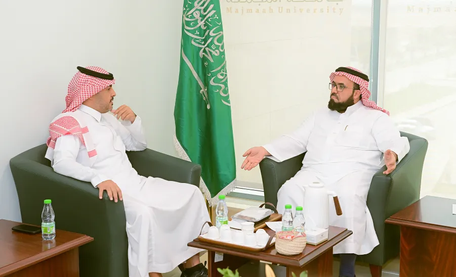The Media Center's director meets the dean of Quality and Development  - 3