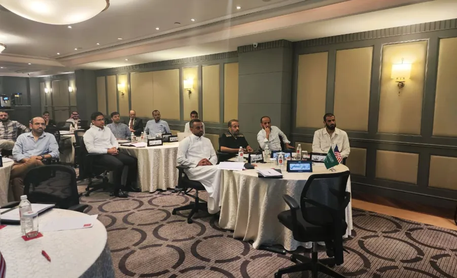 The Deanship of Human Resources holds a workshop entitled (How to build Relationships) -  صورة