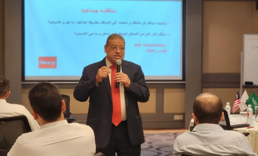 The Deanship of Human Resources holds a workshop entitled (How to build Relationships) -  صورة