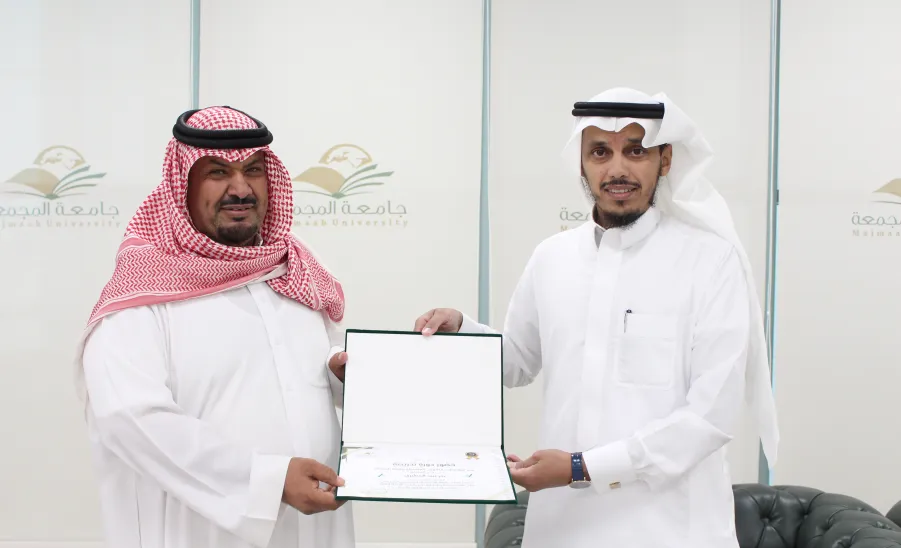 بالشراكة مع عمادة السنة الأولى المشتركة : عمادة القبول والتسجيل تقيم لمنسوبيها دورة أساسيات اللغة الانجليزية - 6