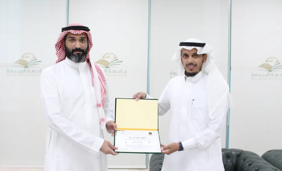 بالشراكة مع عمادة السنة الأولى المشتركة : عمادة القبول والتسجيل تقيم لمنسوبيها دورة أساسيات اللغة الانجليزية - 5