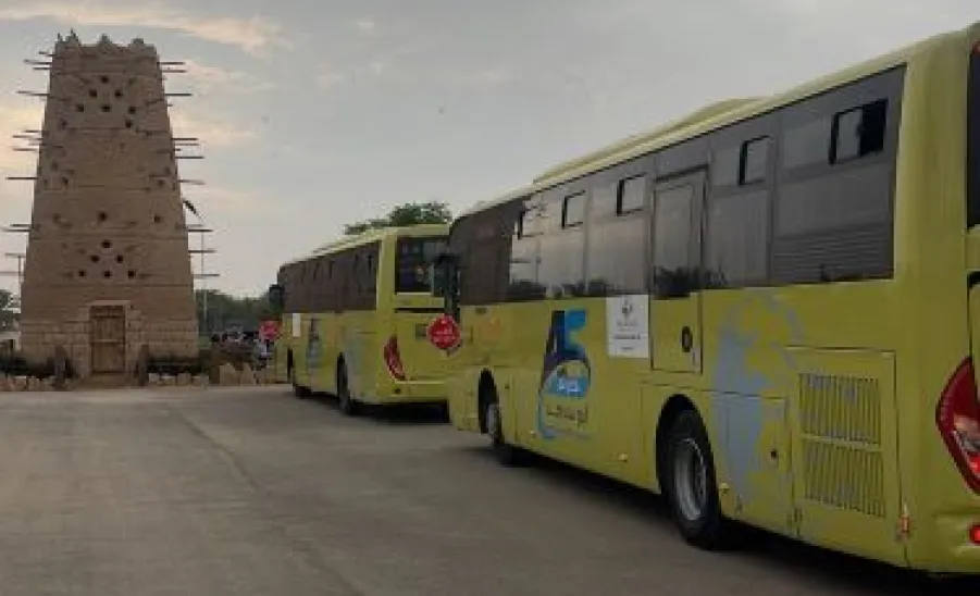 MU transport students of the school complex in Hawtat Sudair  - ر