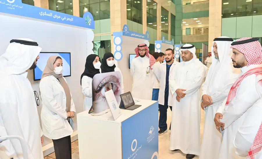 الجامعة تقيم معرضاً بمناسبة اليوم العالمي للسكري -  جامعة المجمعة 