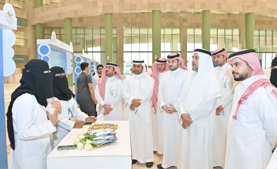 الجامعة تقيم معرضاً بمناسبة اليوم العالمي للسكري -  جامعة المجمعة 