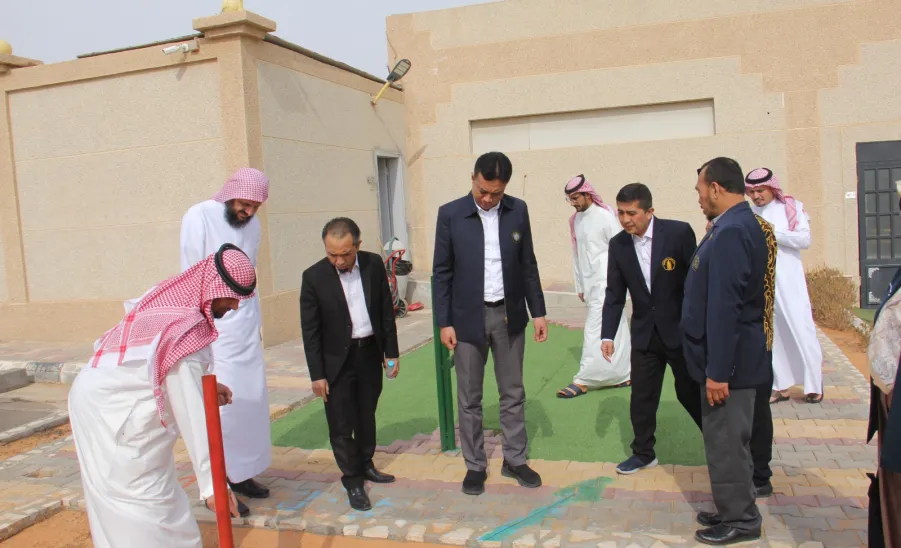وفدٌ من جامعة براويجايا الإندونيسية يزور الجامعة ويوقع مسودة مفاهمة من أجل التنسيق والتعاون في المجالات المشتركة -  جامعة المجمعة 