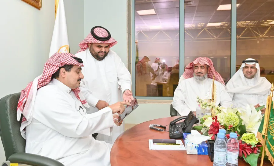 MU's rector launches the vehicle management system - اا