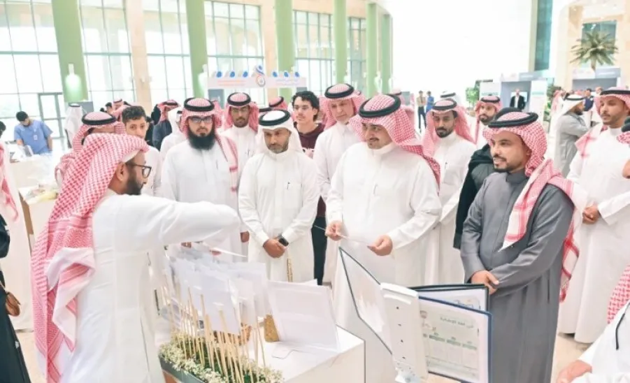رئيس الجامعة يدشن مركز رعاية ذوي الإعاقة في اليوم العالمي للإعاقة -  3