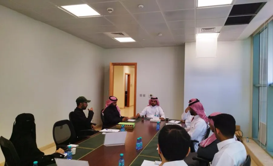 عمادة شؤون الطلاب تعقد اجتماعاً مع أمناء النشاط ورؤساء الأندية الطلابية - 3