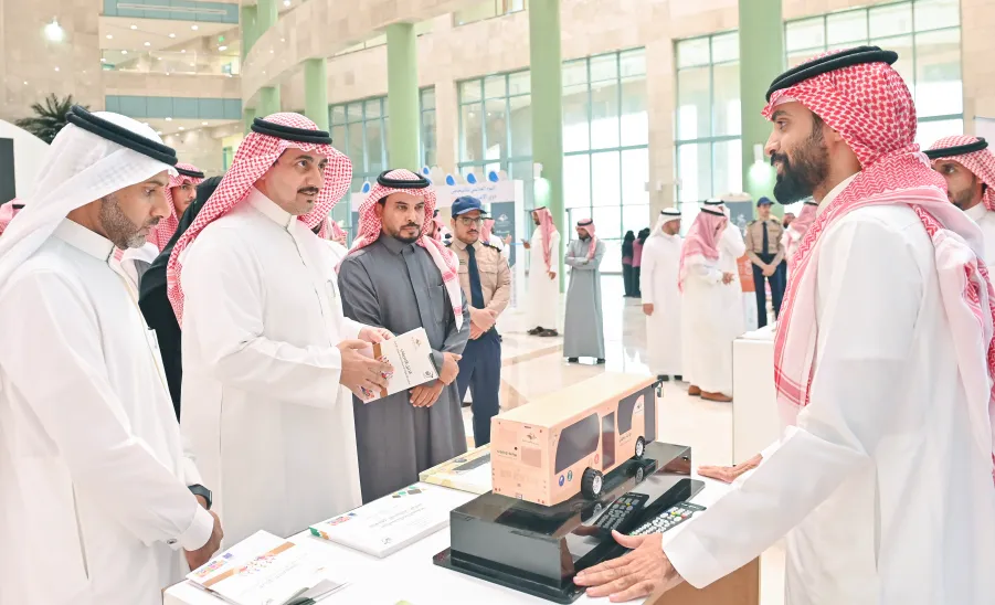 الجامعة تحتفي باليوم العالمي للإعاقة 2023  - جامعة المجمعة 