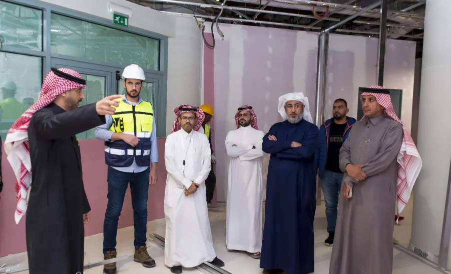 وكيل الجامعة للتنمية والاستثمار يتفقد المشاريع الصحية بالمجمعة -  وكيل الجامعة للتنمية والاستثمار يتفقد المشاريع الصحية بالمجمعة