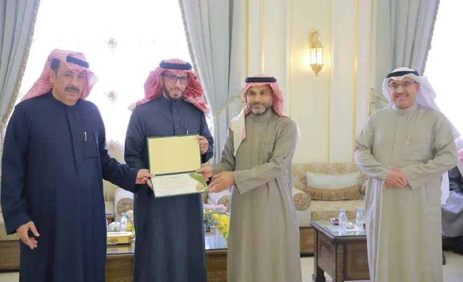 The head of Computer and Information Department presents a seminar on The Relationship of Inheritance to Other Sciences - 1