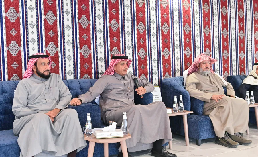 وكيل الجامعة للتنمية والاستثمار يرعى فعاليات الملتقى الأول للموظفين والذي أقامته إدارة التواصل الداخلي بالإدارة العامة للأداء والامتثال - جامعة المجمعة