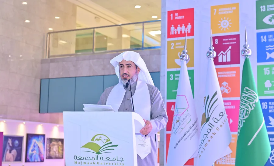 الجامعة تختتم أعمال المؤتمر الدولي ( الجامعات وأهداف التنمية المستدامة 2030 " المستهدفات والممارسات " ) - 12