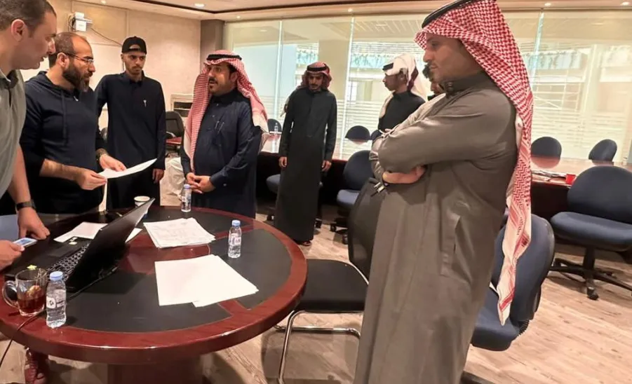 Applied College's CEO on a tour of inspection to the college  - fig3