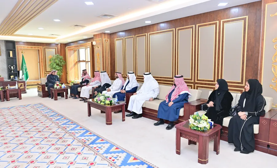  بهدف توقيع مذكرتي تفاهم بين الجانبين : رئيس الجامعة يستقبل معالي رئيس جامعة جدة والوفد المرافق له - جامعة المجمعة 