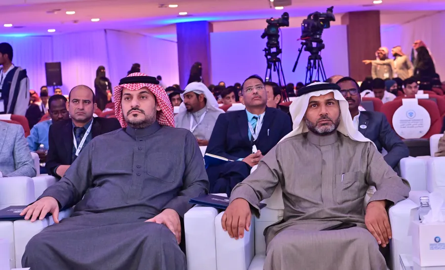 الجامعة تختتم أعمال المؤتمر الدولي للتأهيل الطبي والرياضي وإصابات العظام -  جامعة المجمعة 