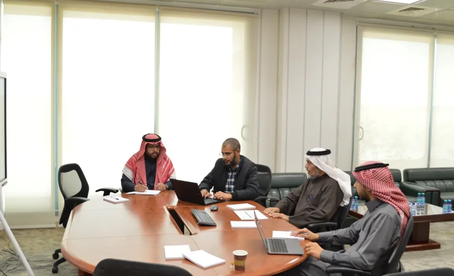 وكيل الجامعة للشؤون التعليمية يرأس الجلسة الثالثة للجنة الخطط والمناهج - اجتماع الخطط والمناهج