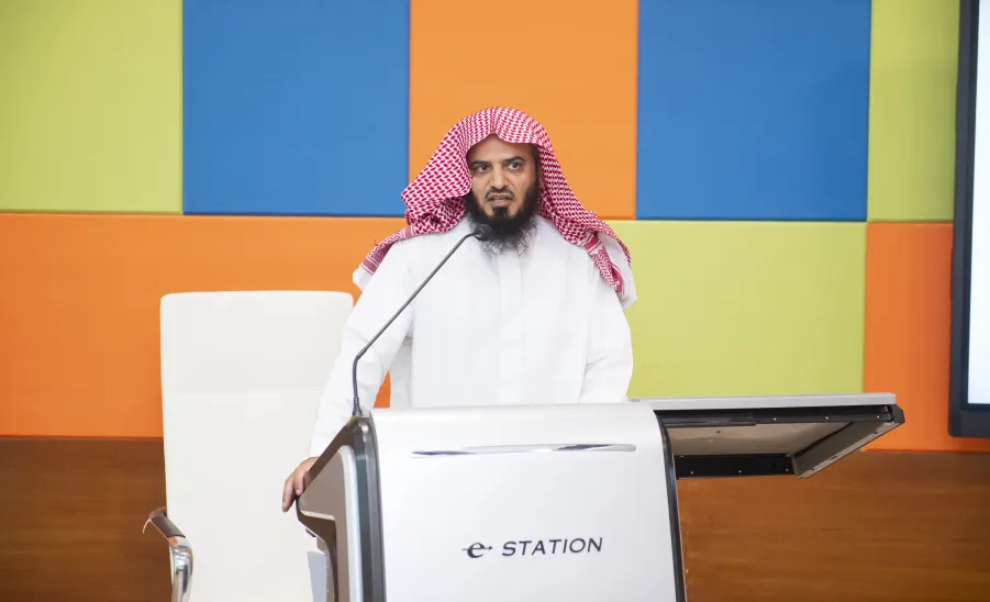 The Founding committee of the College of Sharia and Law conducts a workshop  - اللجنة التأسيسية لكلية الشريعة والقانون تقيم ورشة عمل مركزة 