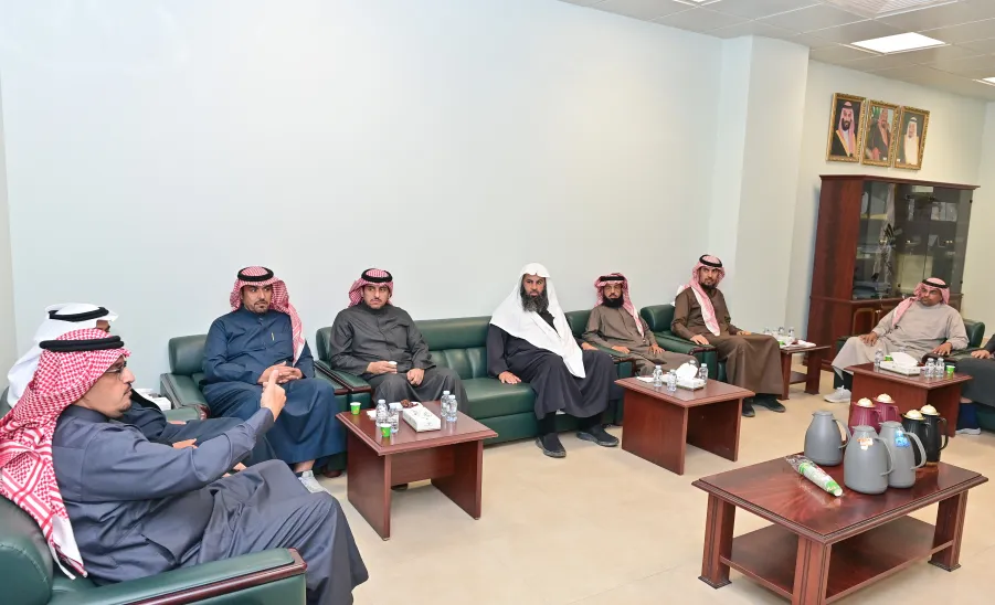 the 4th developmental meeting held for managers  -  3