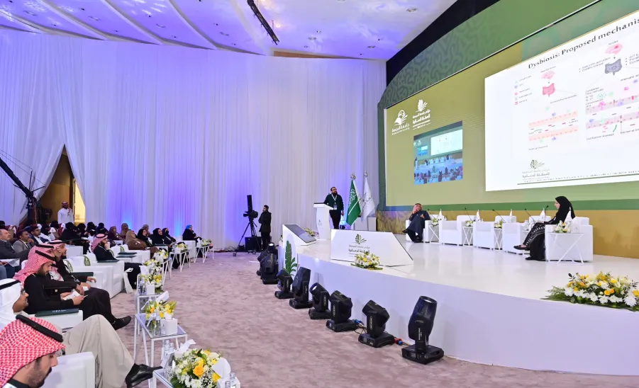 مؤتمر جامعة المجمعة للسكتة الدماغية يختتم أعماله  -  جامعة المجمعة 