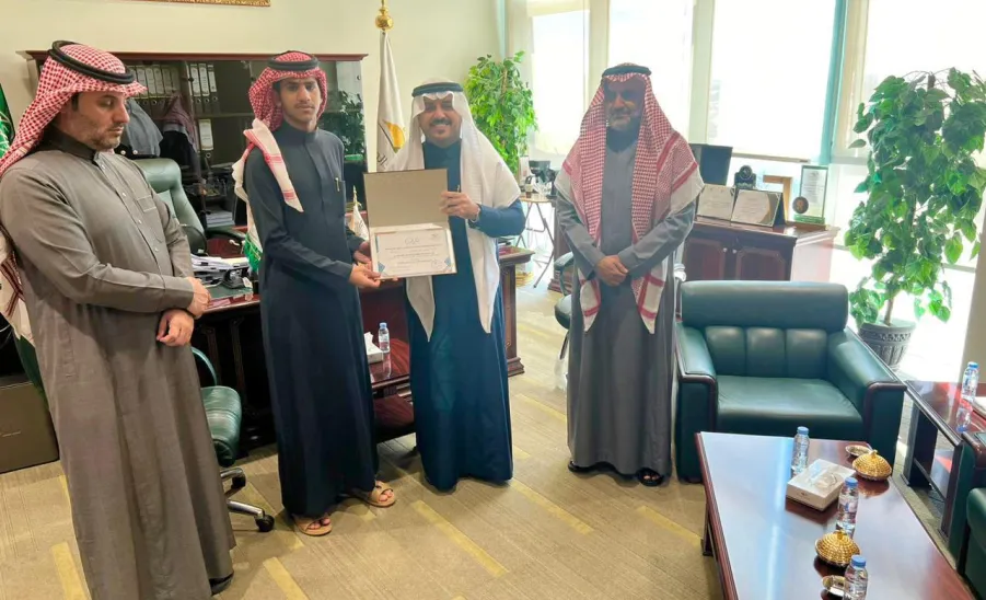 Applied College's CEO honors students who volunteer in the International Conference: Universities and Sustainable Development Goals 2030 -  fig4
