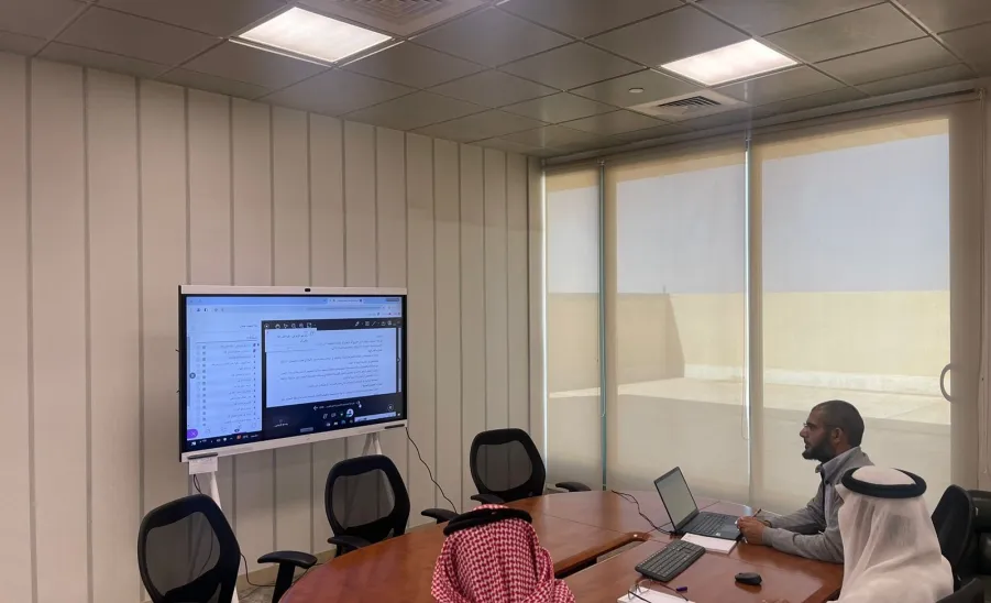 وكيل الجامعة للشؤون التعليمية يترأس اجتماع اللجنة الدائمة للخطط والمناهج الدراسية - سعادة الوكيل لجنة الخطط
