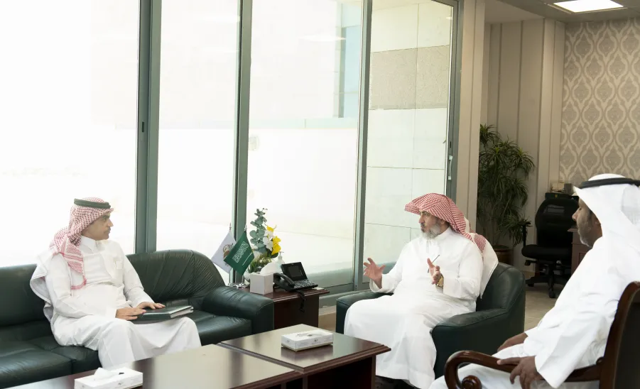وكيل الجامعة للتنمية والاستثمار يستقبل مساعد الأمين العام لشؤون الجامعات مستشار الأمانة العامة بصندوق التعليم العالي الجامعي -  وكيل الجامعة للتنمية والاستثمار يستقبل مساعد الامين العام لشؤون الجامعات مستشار الأمانة العامة بصندوق التعليم العالي الجامعي