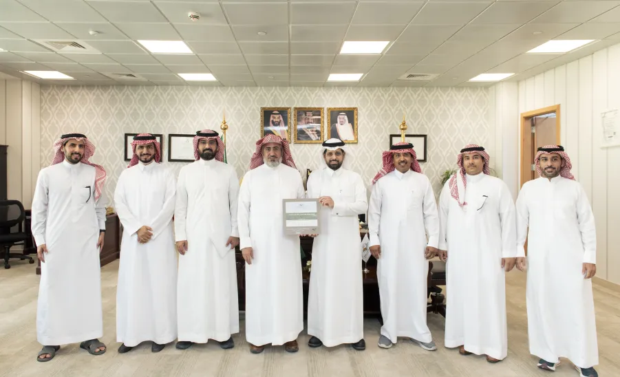 MU's vice-rector receives the achievement report of the General Administration of Projects  - زيارة
