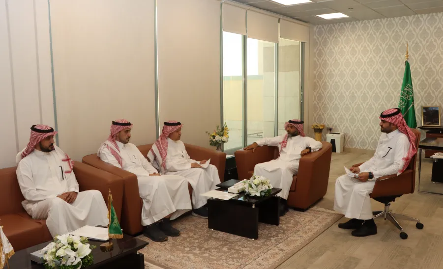 The Vice-Rector reviews the progress of Local Committee for Research Ethics - الاطلاع على  أعمال اللجنة المحلية لأخلاقيات البحوث