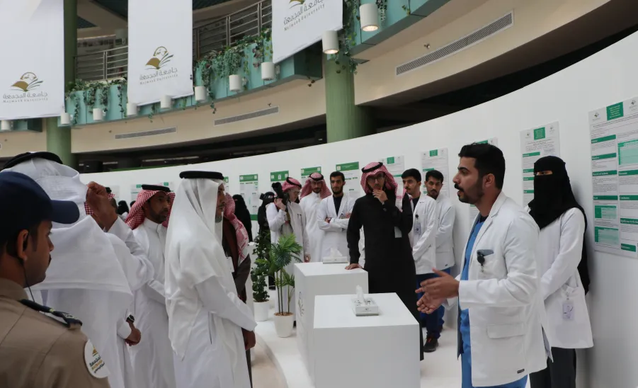 الكلية تحقق المركز الاول في ملتقى المشاريع الطلابية - المشاريع الطلابية