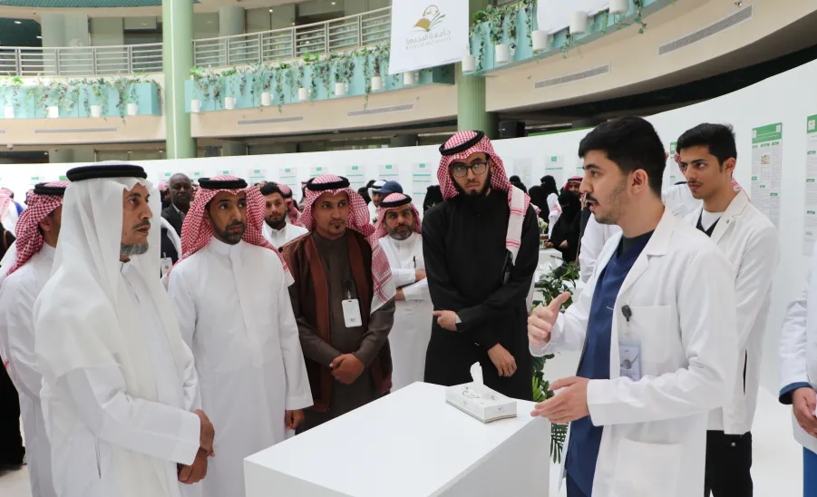 الكلية تحقق المركز الاول في ملتقى المشاريع الطلابية - المشاريع الطلابية