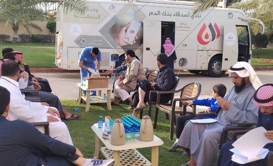 Social Responsibility Observatory launches a blood donation campaign  - مرصد المسؤولية الاجتماعية ينفذ حملة تبرع بالدم في مركز إبراهيم السلطان الثقافي بتمير.