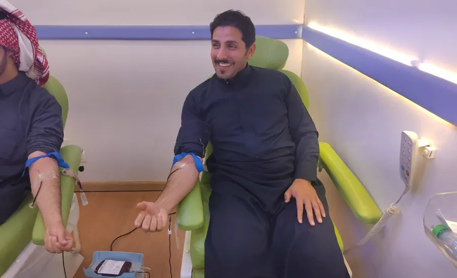 Social Responsibility Observatory launches a blood donation campaign  - مرصد المسؤولية الاجتماعية ينفذ حملة تبرع بالدم في مركز إبراهيم السلطان الثقافي بتمير.