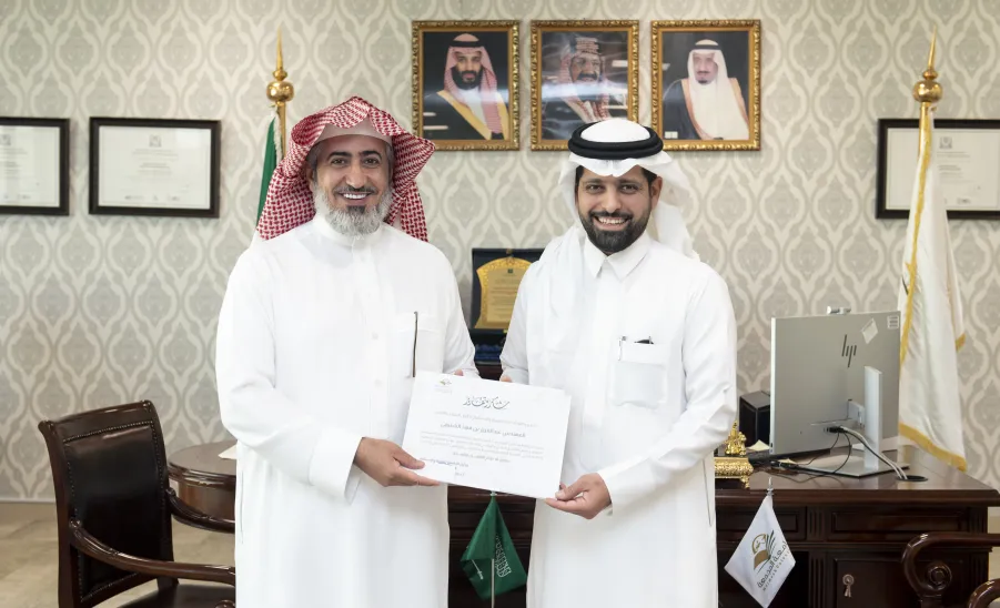 Vice-Rector honors employees from the General Administration of Projects  -  سعادة وكيل الجامعة يكرم عدد من منسوبي الإدارة العامة للمشروعات والتشغيل والصيانة